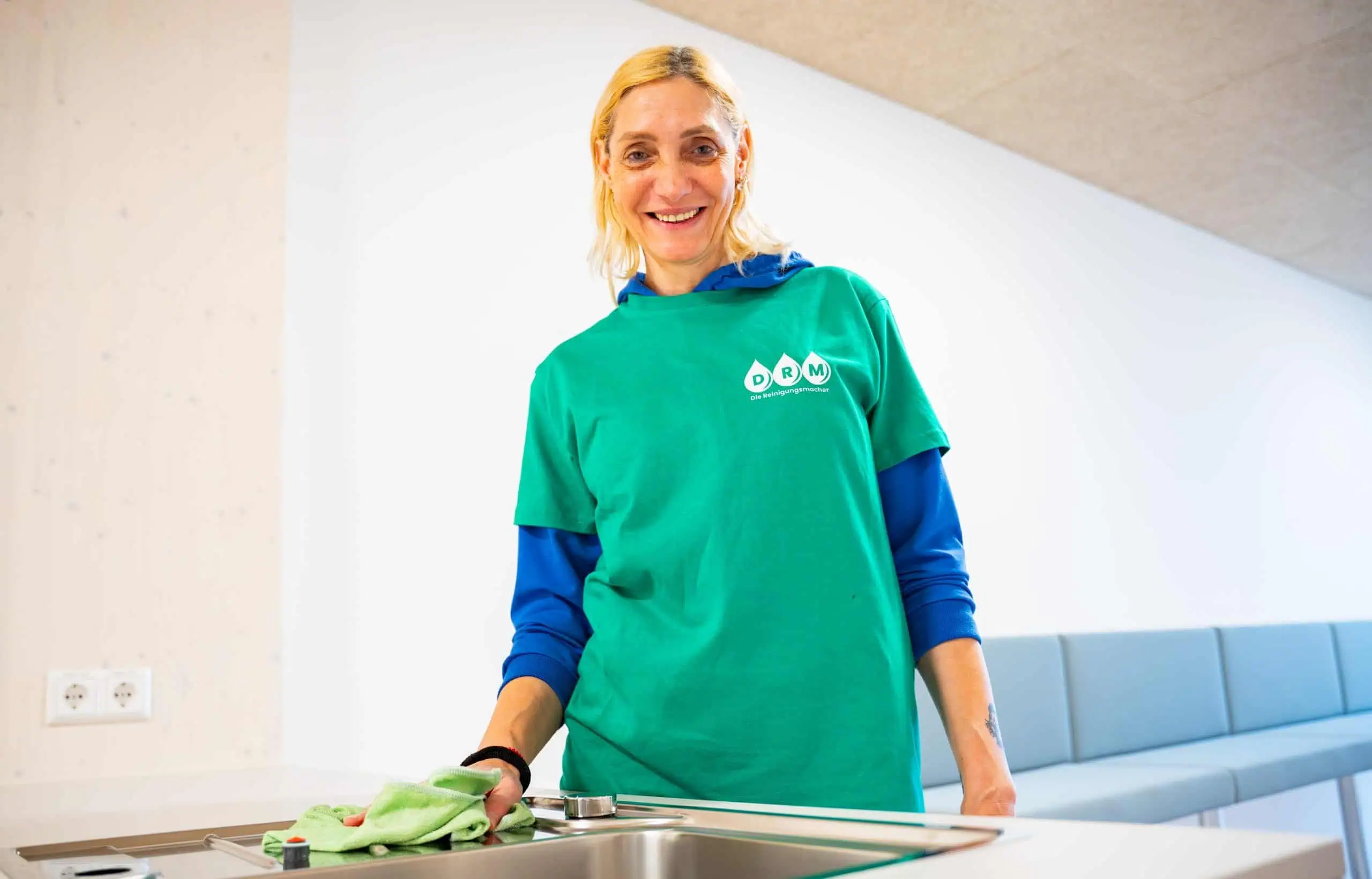 Gebäudereinigung in Villingen-Schwenningen: professionelle Reinigung für Büro, Praxis, Wohnanlage und Gewerbe